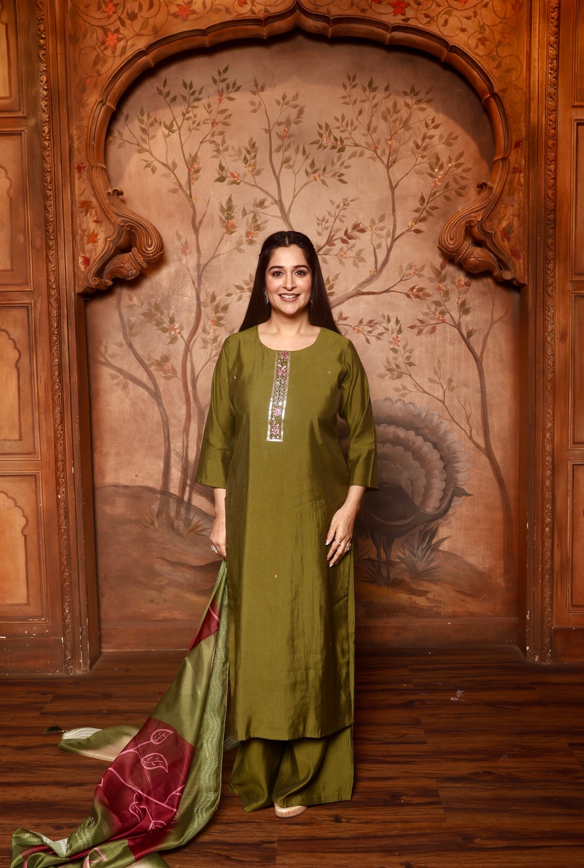 Olive Saaz Kurta Set