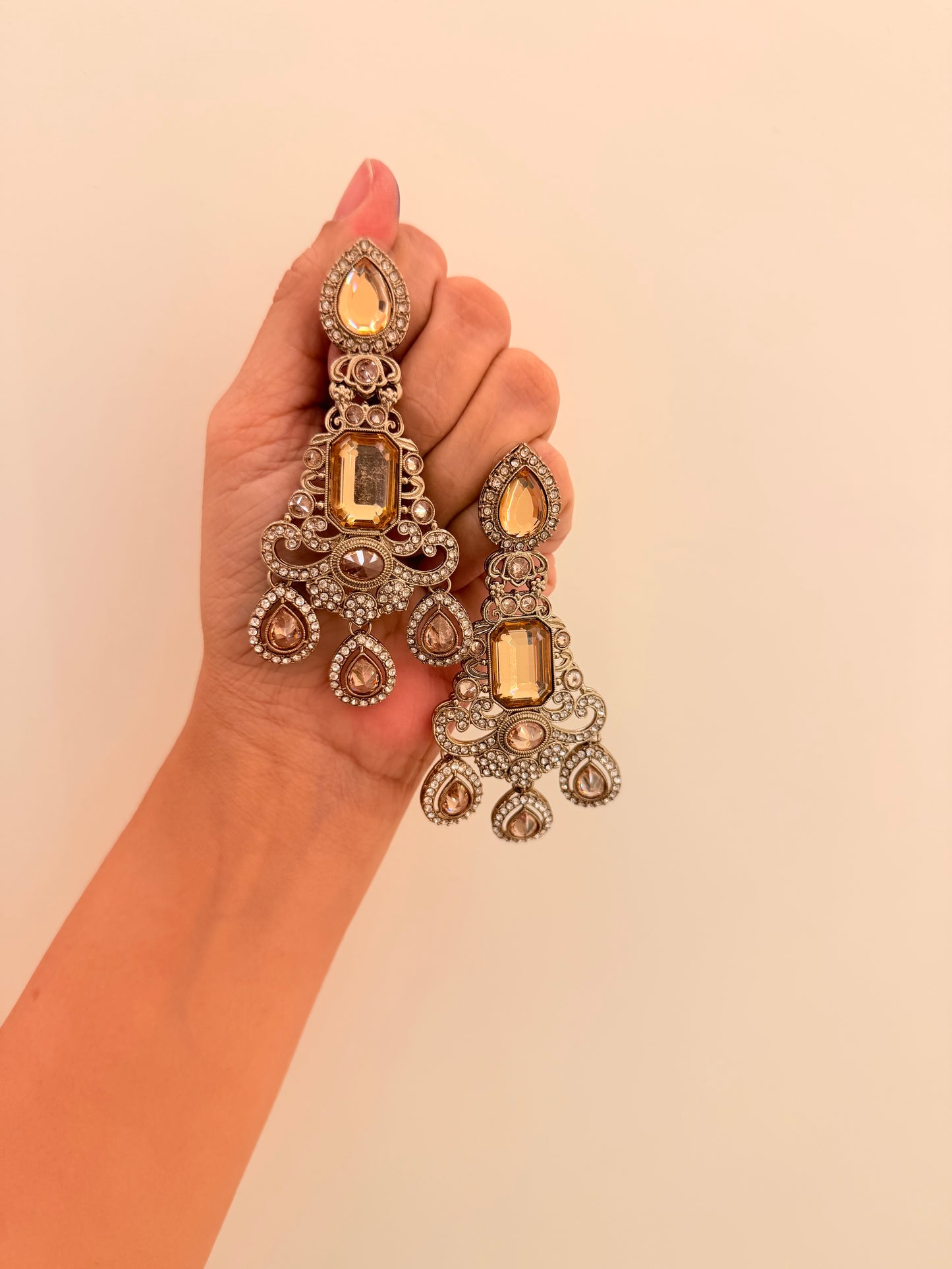 Naqsh Danglers D131 Gold