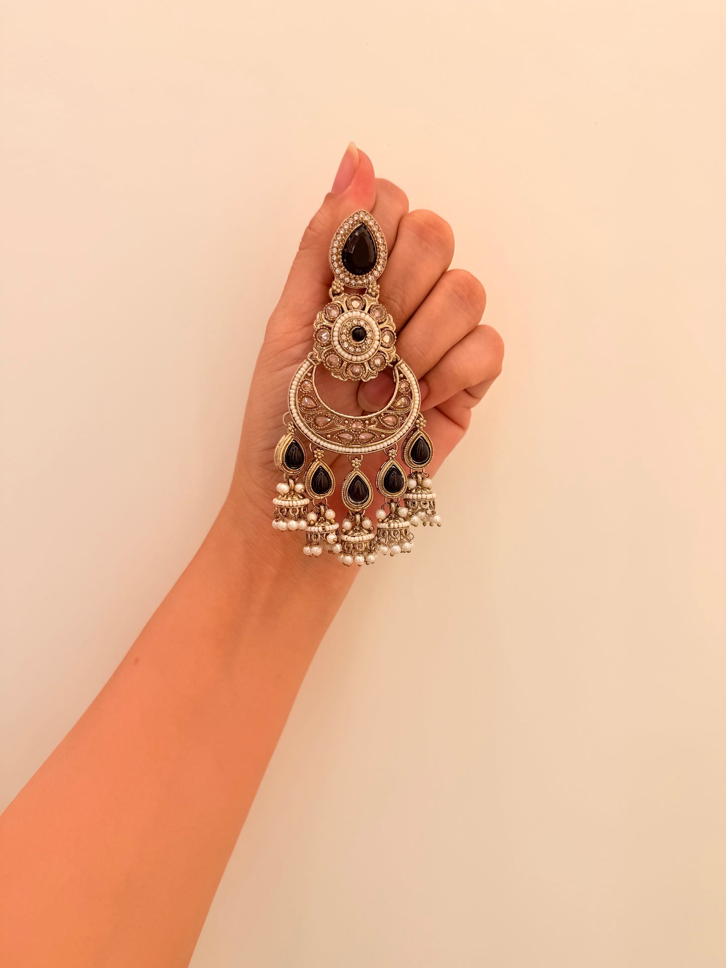 Adaa Charm Black Stone
