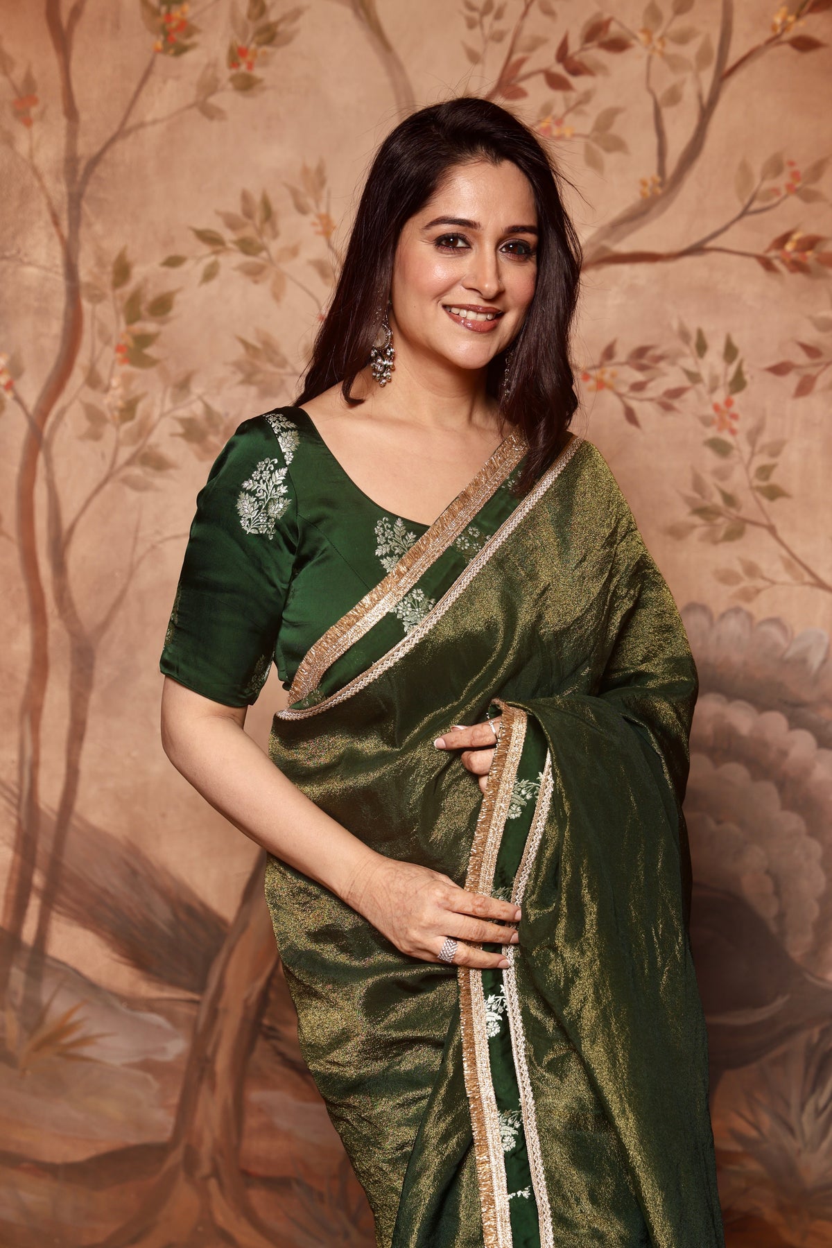 Shahi Shimmer Saree Green With Blouse Piece