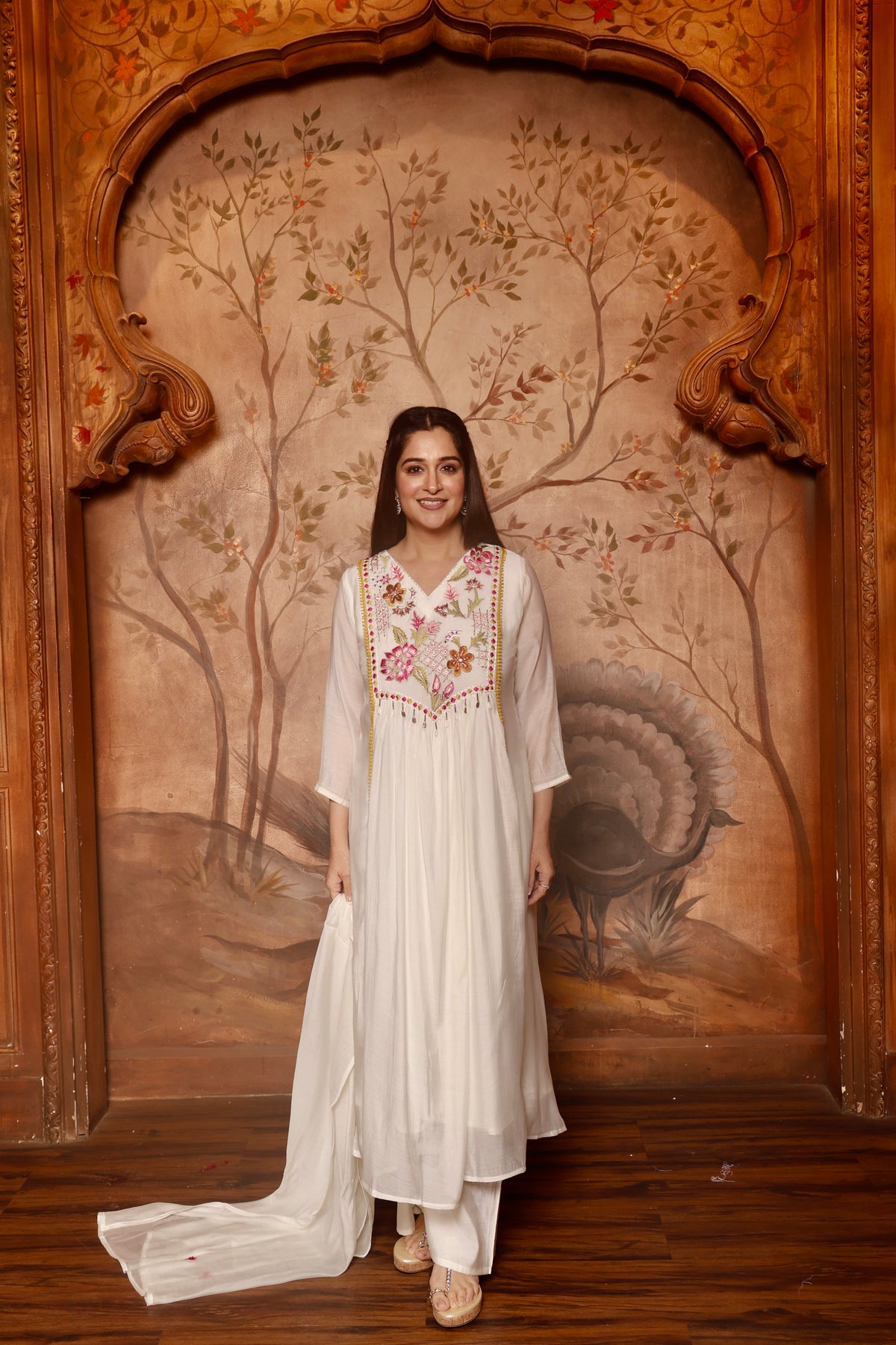 Gul Noor Kurta Set