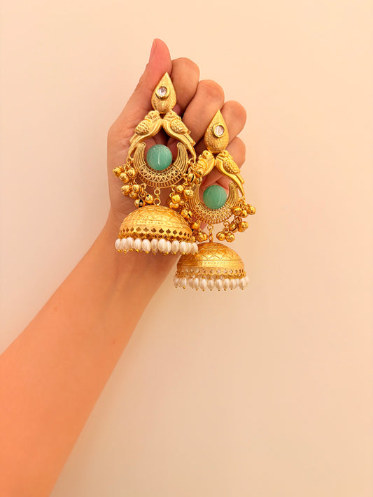 Zarnika Jhumka green