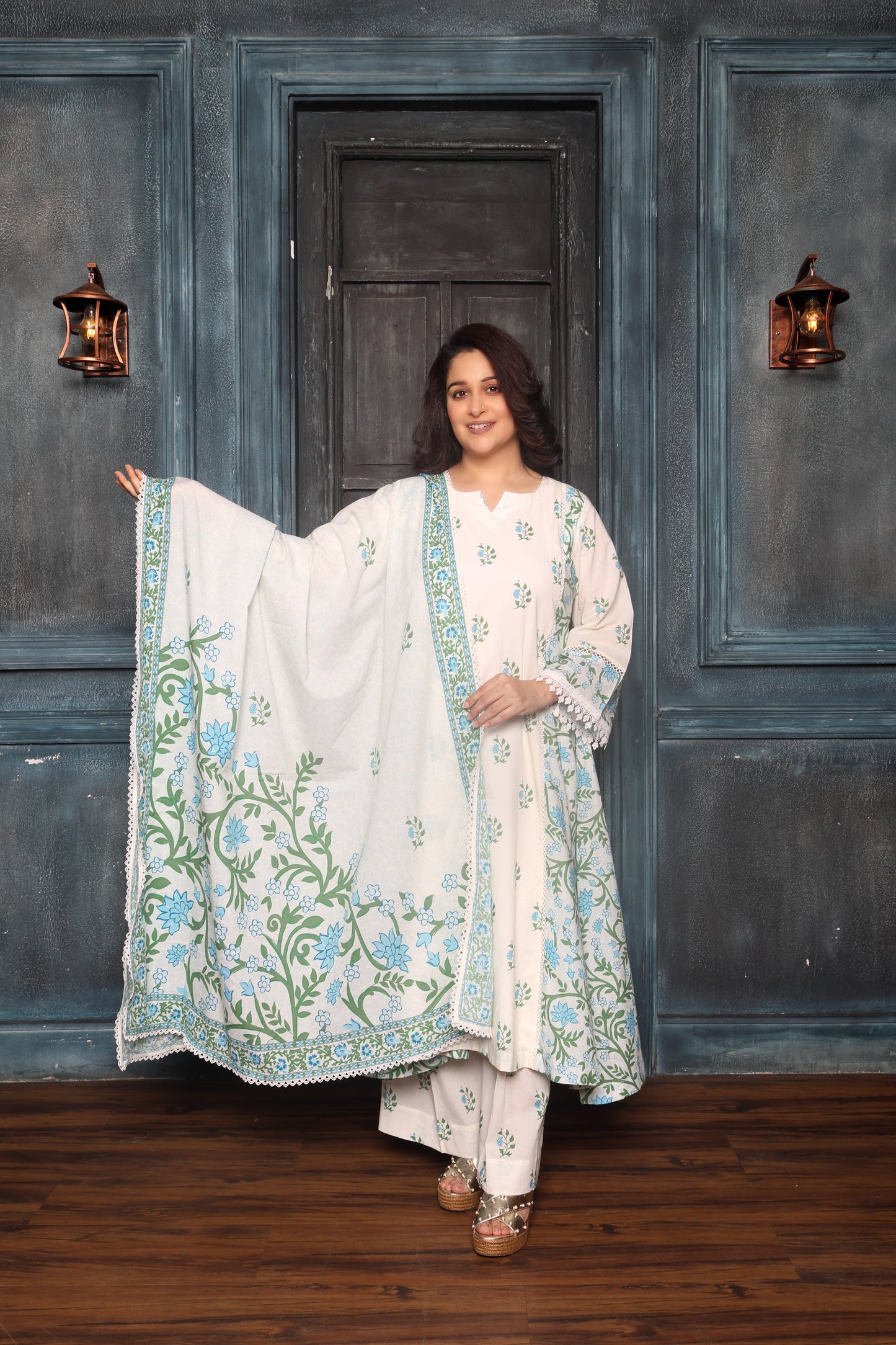 Gulshan-e-Noor (Blue Flowers)