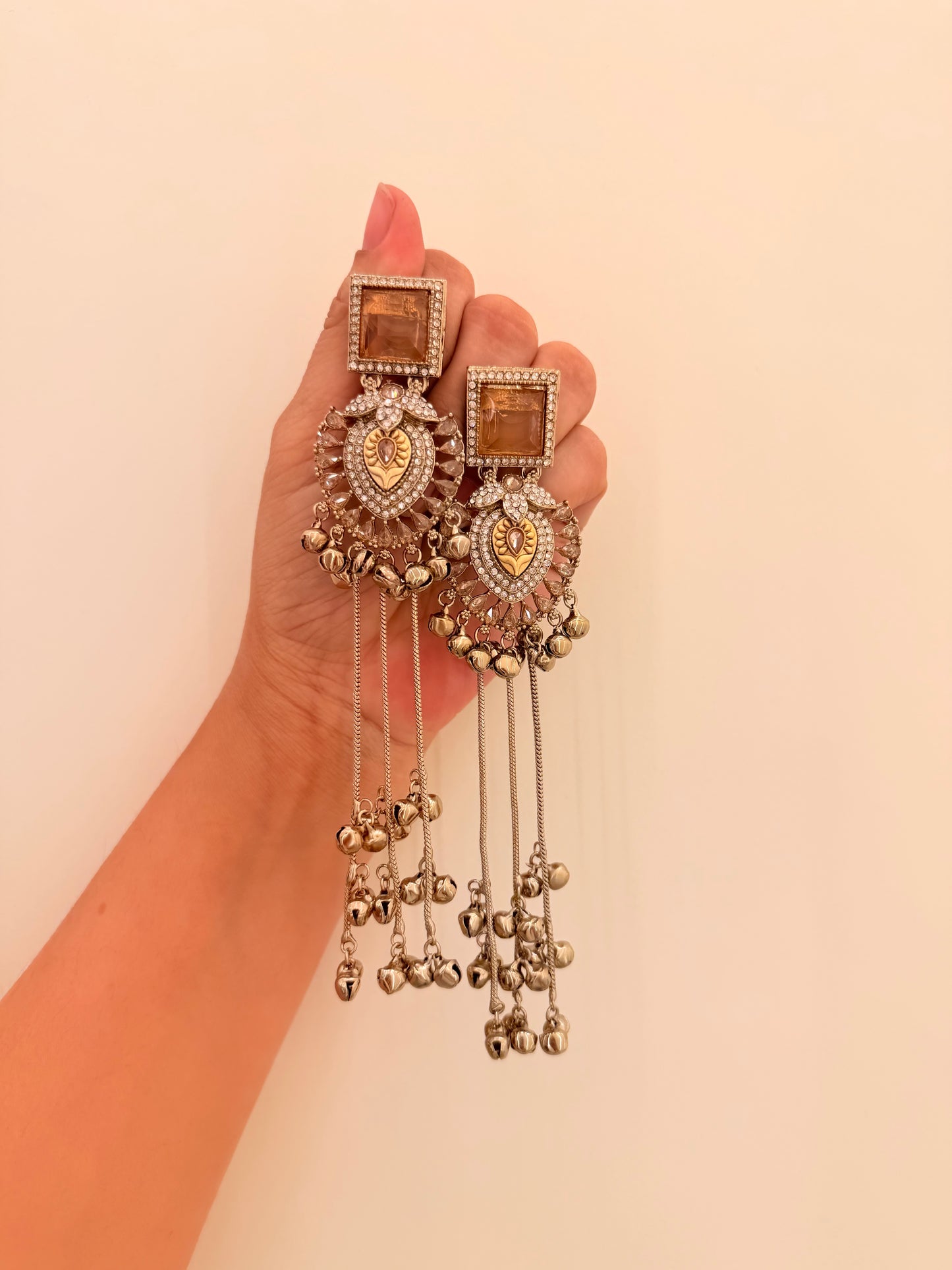 Nayuri Chains Gold d23