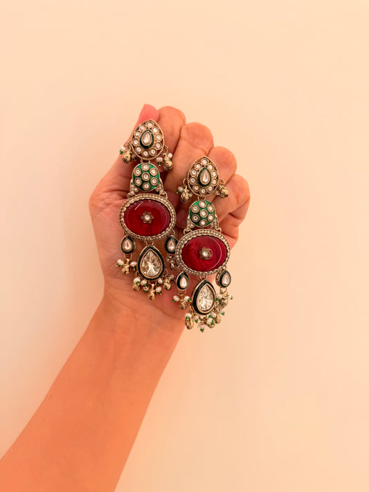 Adaa-e-Naz Red