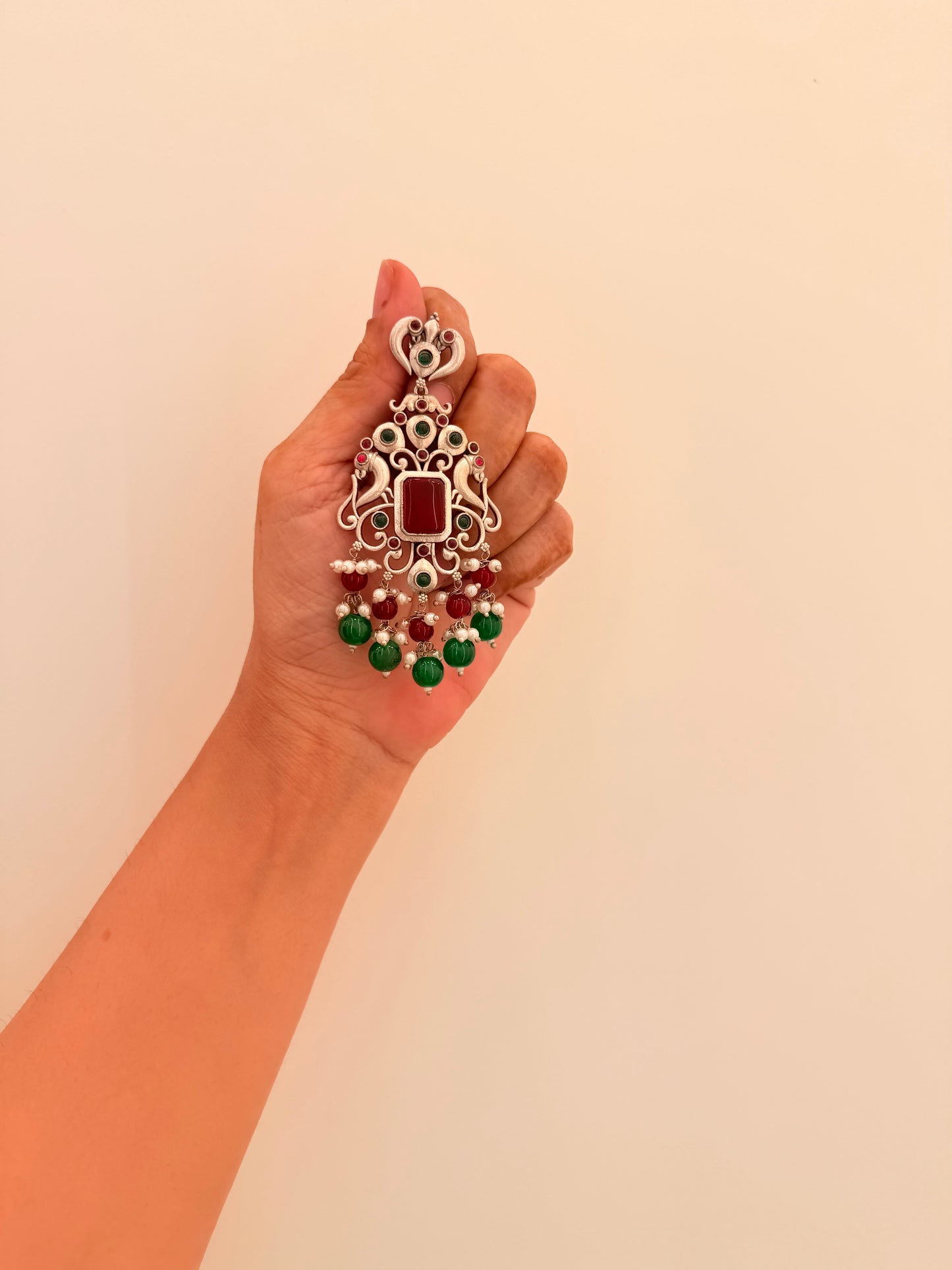 Zahaab Danglers Red & green D80