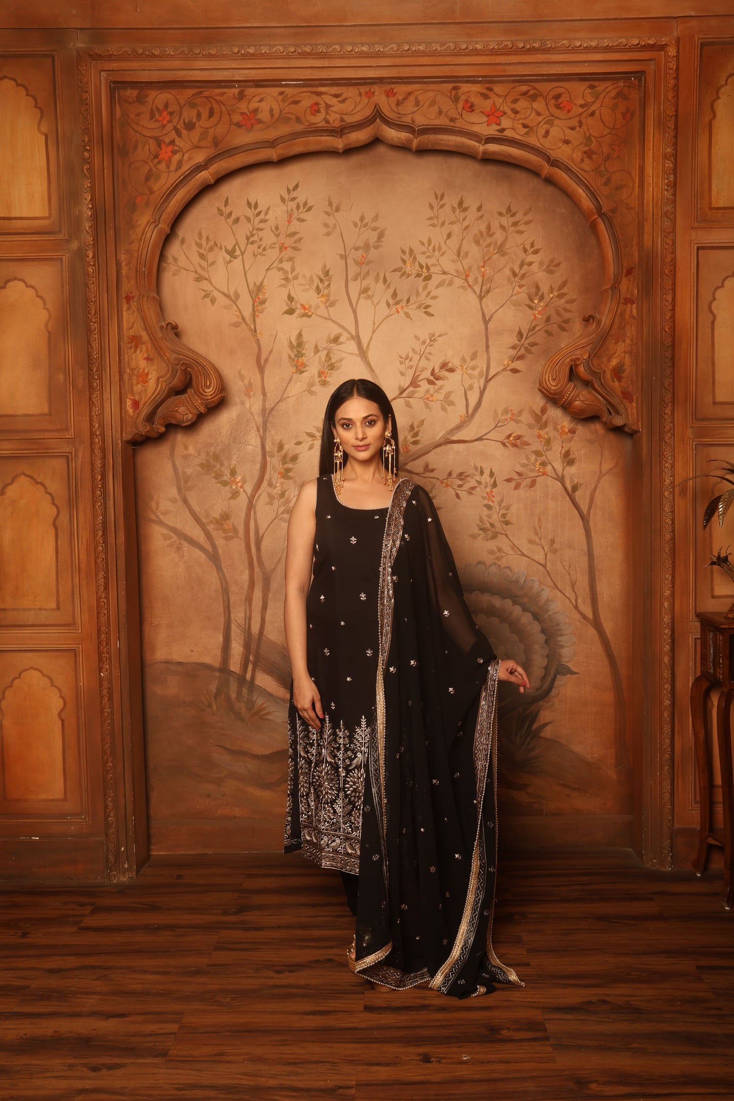 Zar Aafreen Black Kurta Set