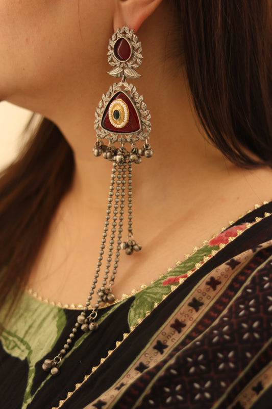 Hoor Danglers Red D72