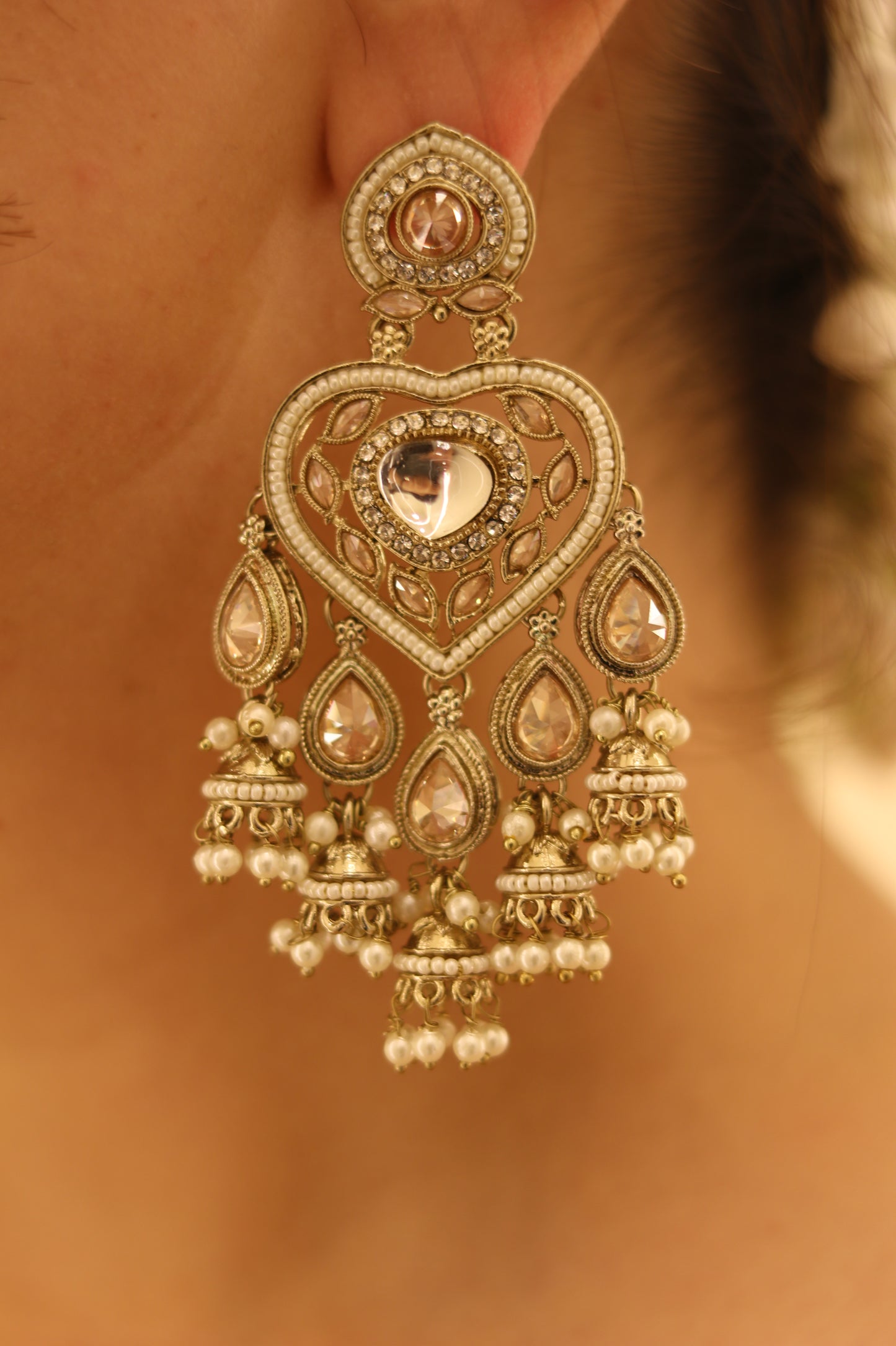 Anika Jhumka d39 Gold