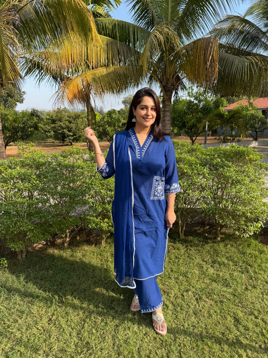 Neyra Classic Kurta Set Blue