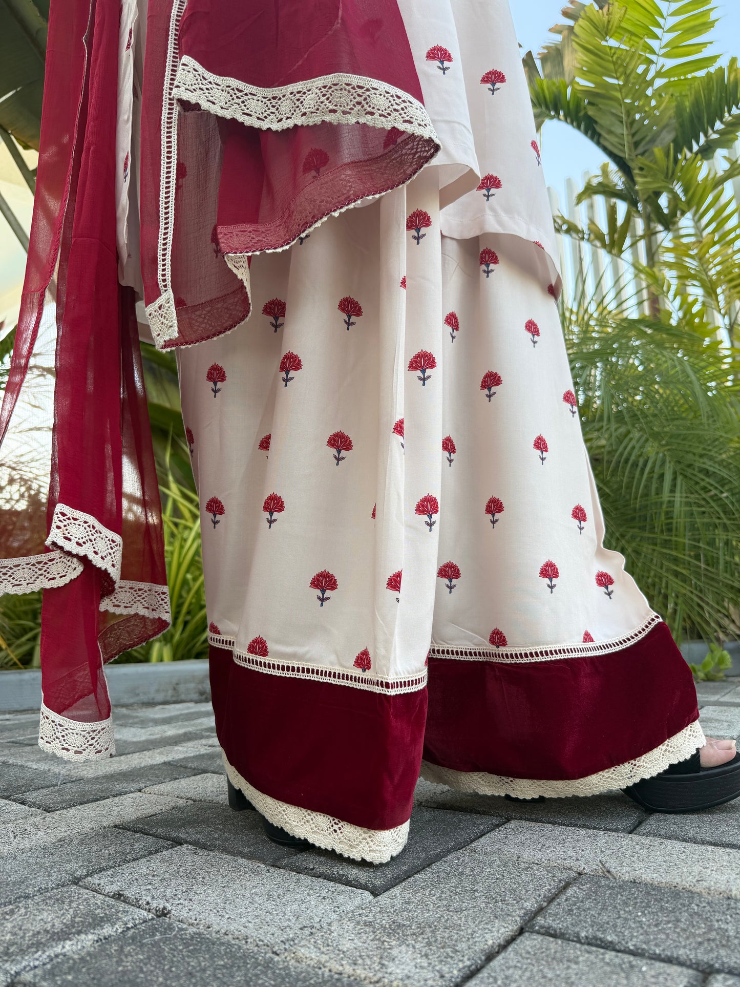 Vintage Radiance Kurta Set