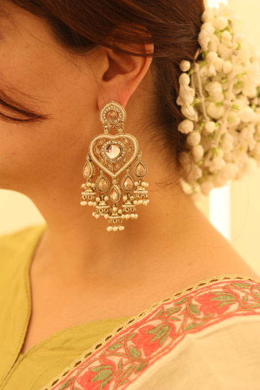 Anika Jhumka d39 Gold