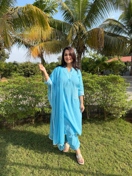 Neyra Classic Kurta Set Sky Blue