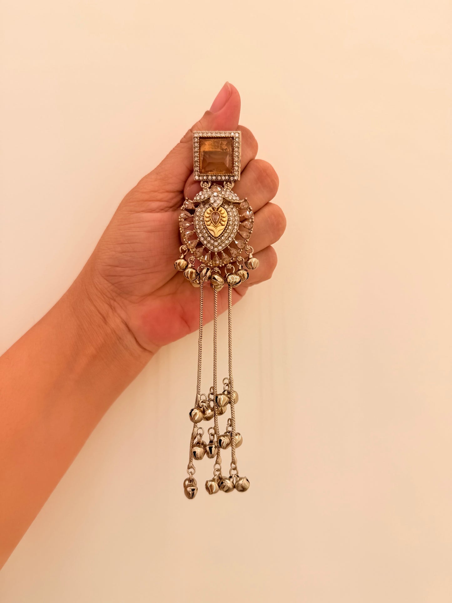 Nayuri Chains Gold d23