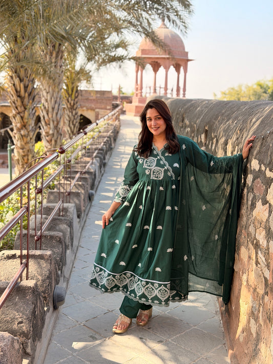 The Naz Set Dark Green