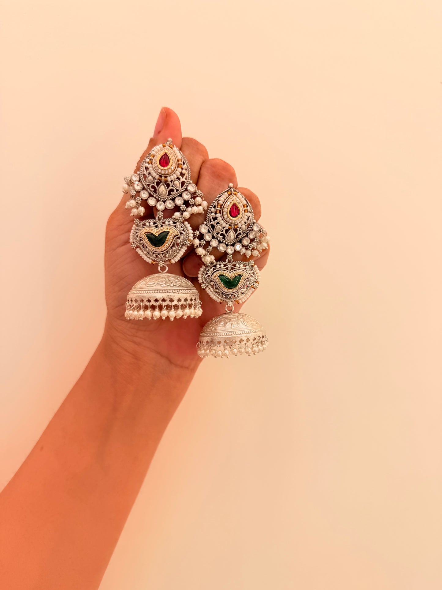 Taraash Jhumka D77