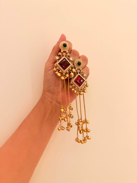 Aarohi Strings Red&Green d41