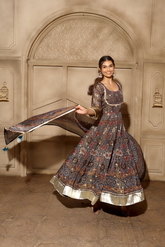 Vintage Vibe Anarkali Black