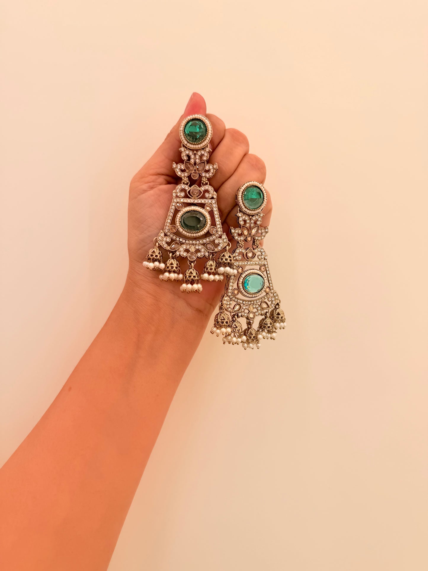 Zarvaanah Turquoise Stone