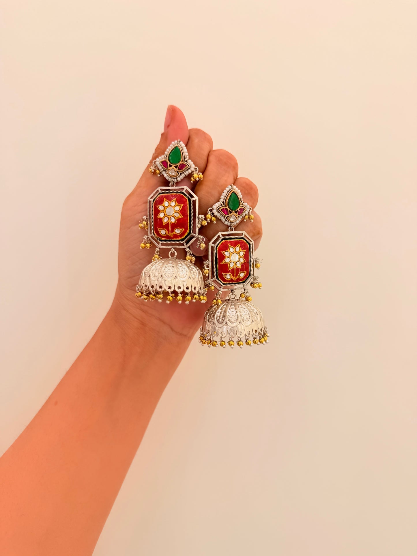 Riwayat-e-Noor Red D76