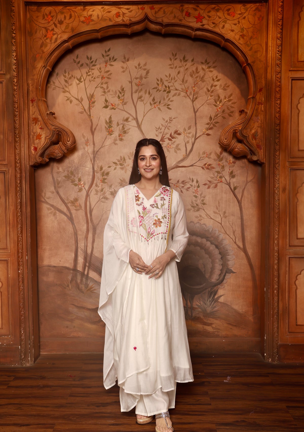Gul Noor Kurta Set