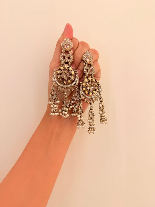 Gulbarg Chandbali D133 Gold
