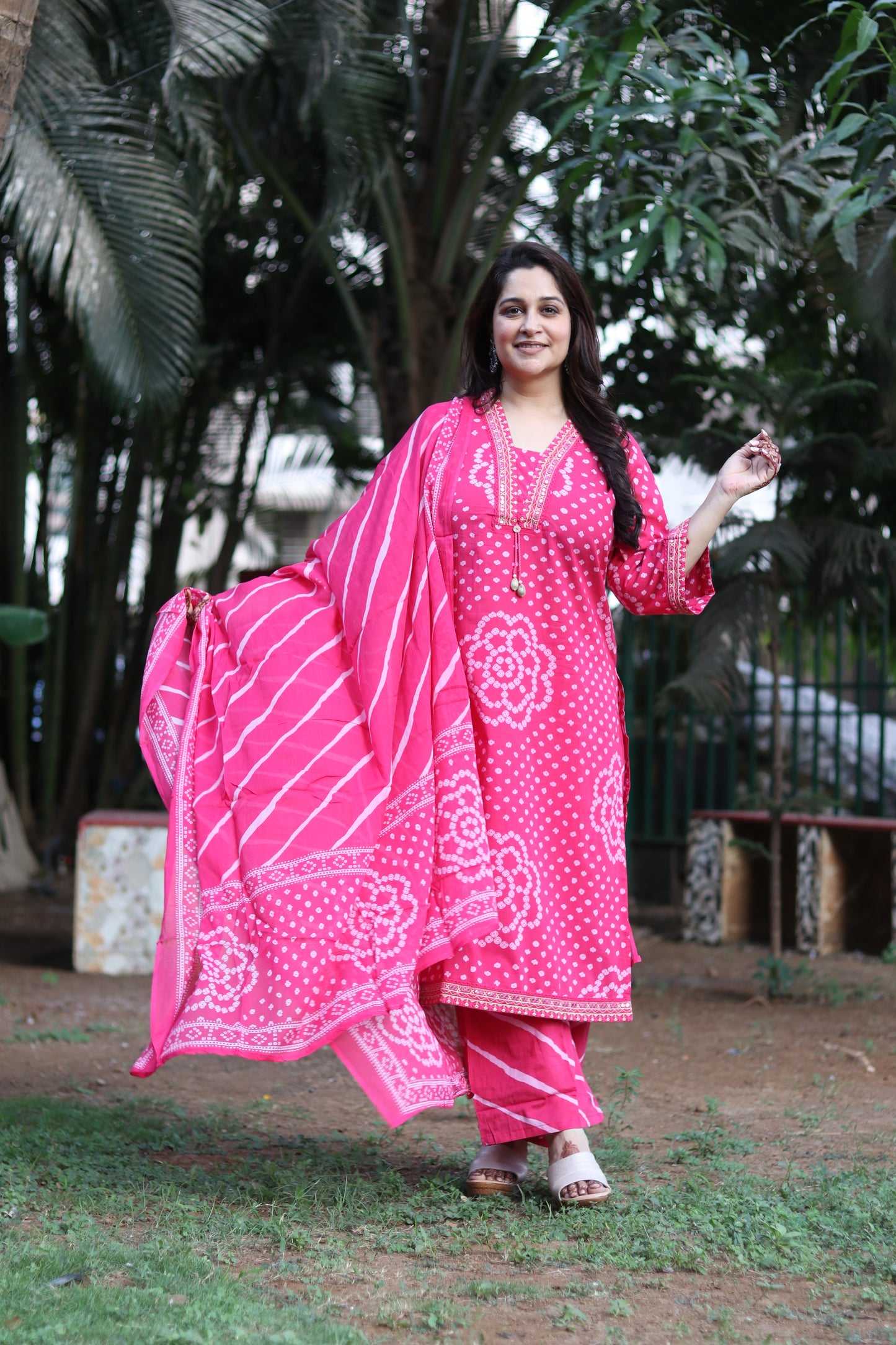 Bandhani Vibe- Hot Pink