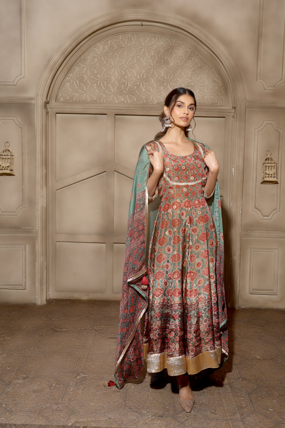 Vintage Vibe Anarkali Green – Label DKI