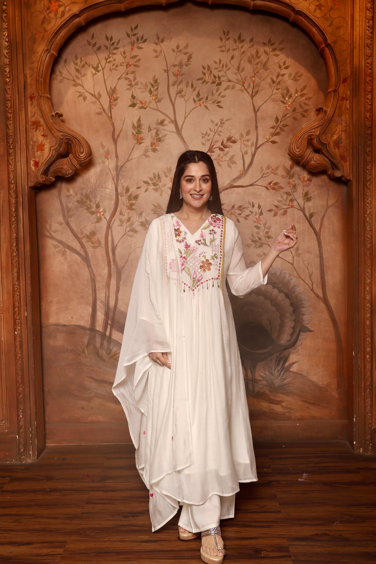 Gul Noor Kurta Set