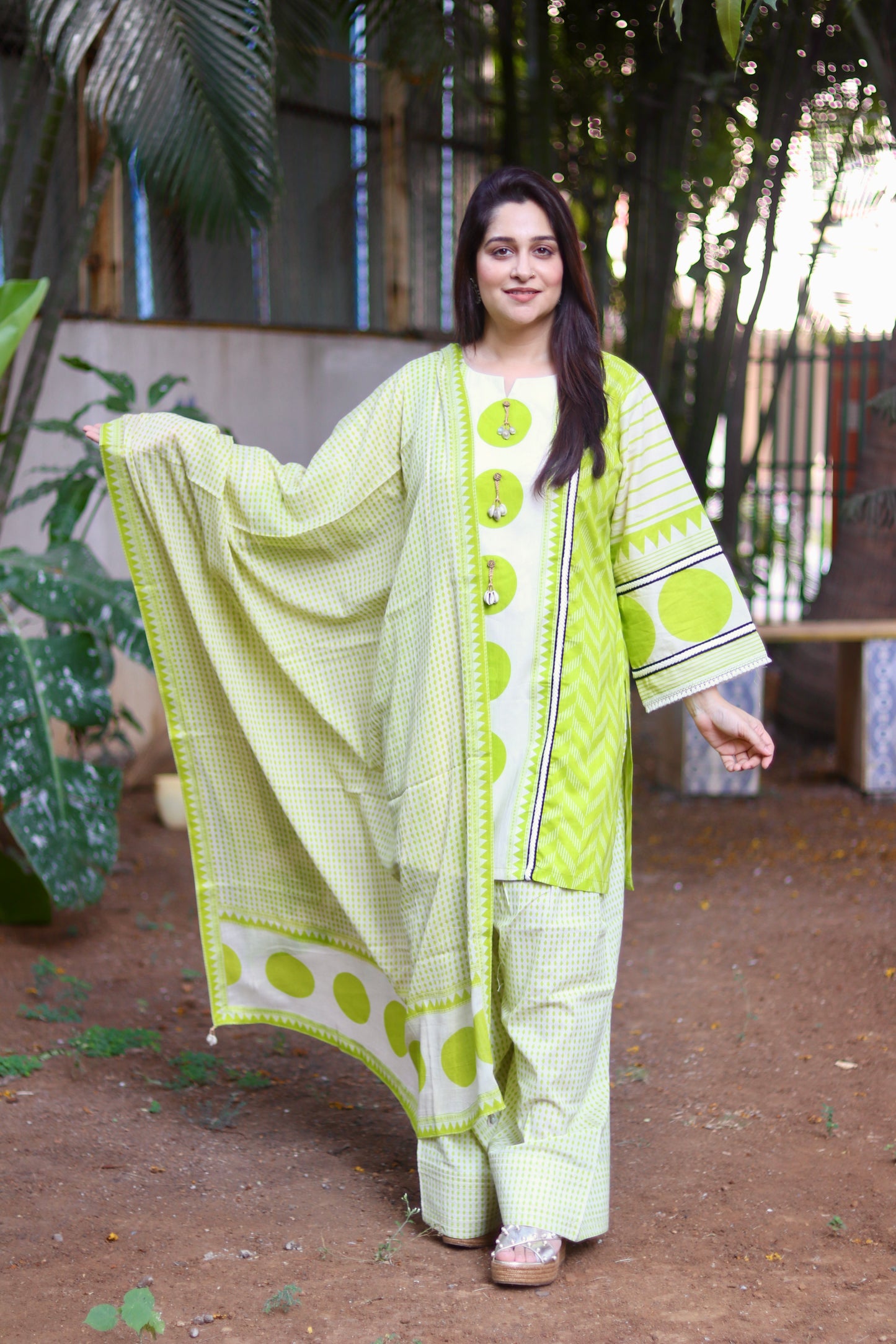 Polka Noor Florescent Green Farshi  Set
