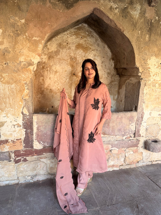 Earthy Grace Kurta Set Dusky Rose