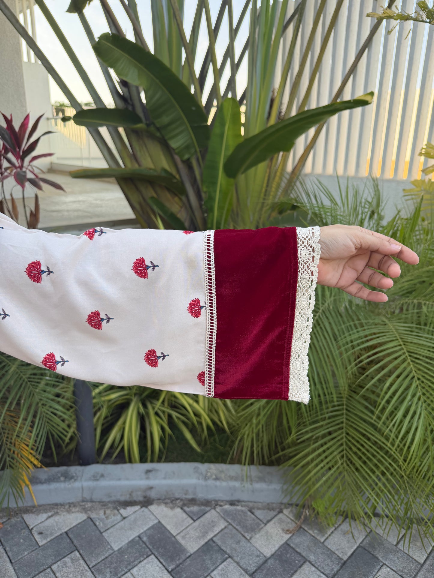 Vintage Radiance Kurta Set