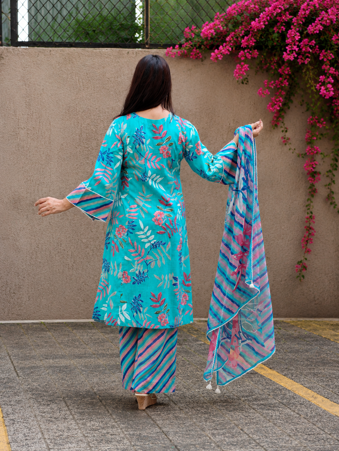 Bloomora Kurta Set - Blue