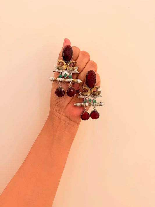 Pakhi red D108