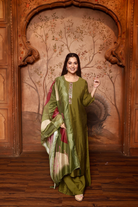Olive Saaz Kurta Set
