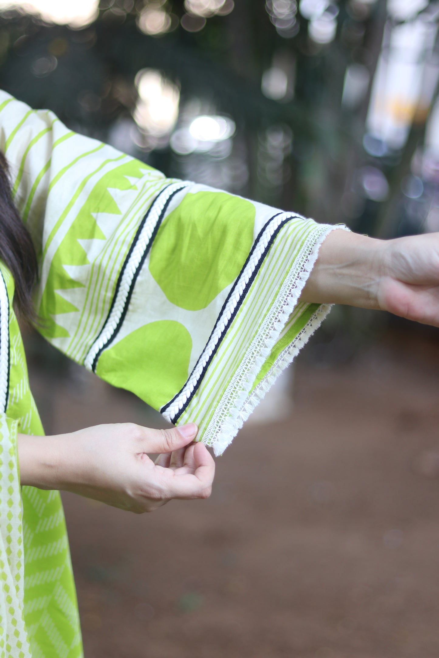 Polka Noor Florescent Green Farshi  Set