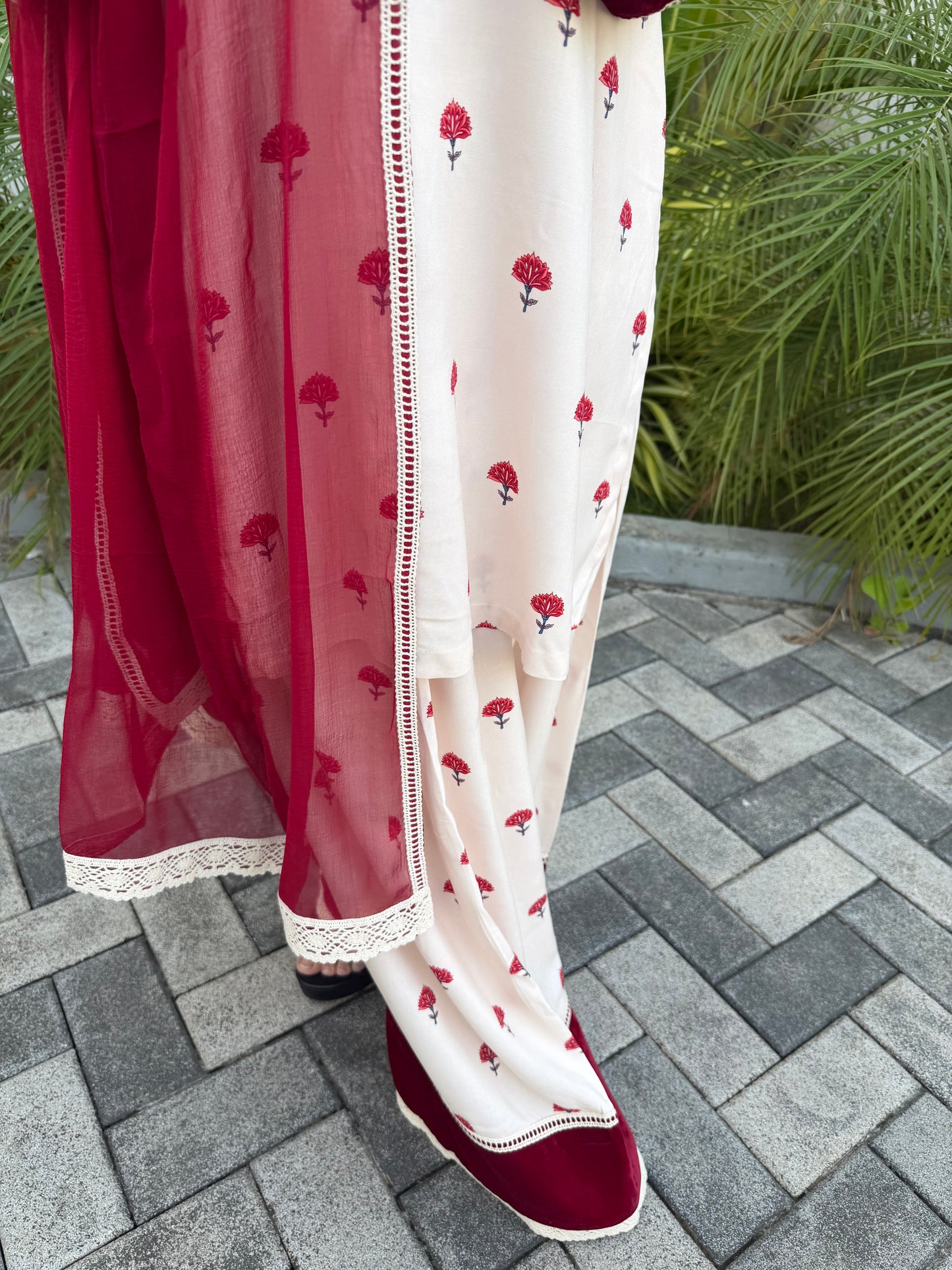 Vintage Radiance Kurta Set