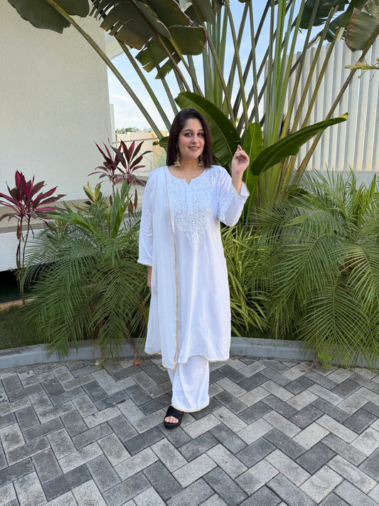 White Lucknowi Kurta Set With Mukaish Work