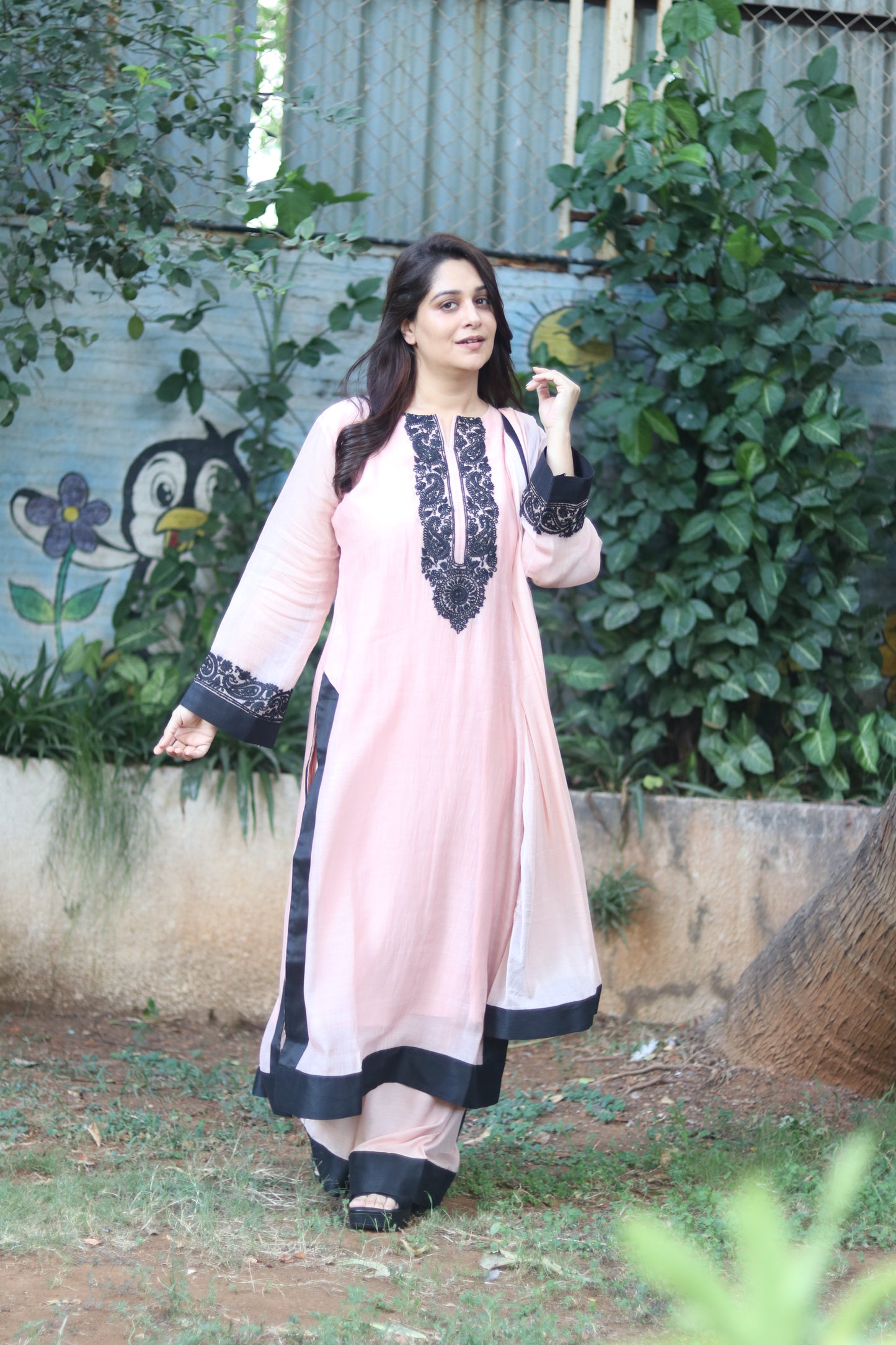 Kantha Elegance Long Kurta Set - Light Peach