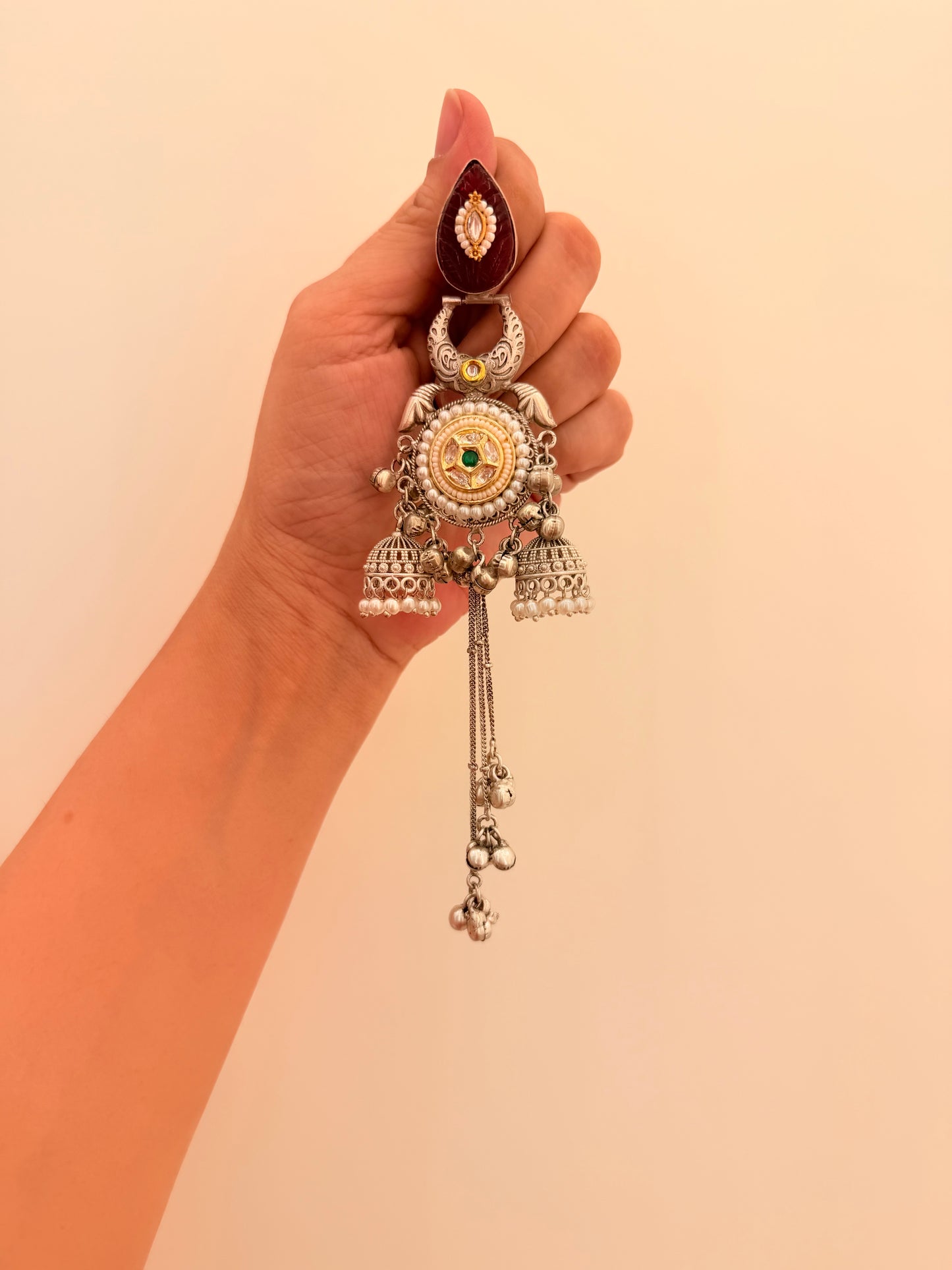 Noorvi Tassels Maroon Stone