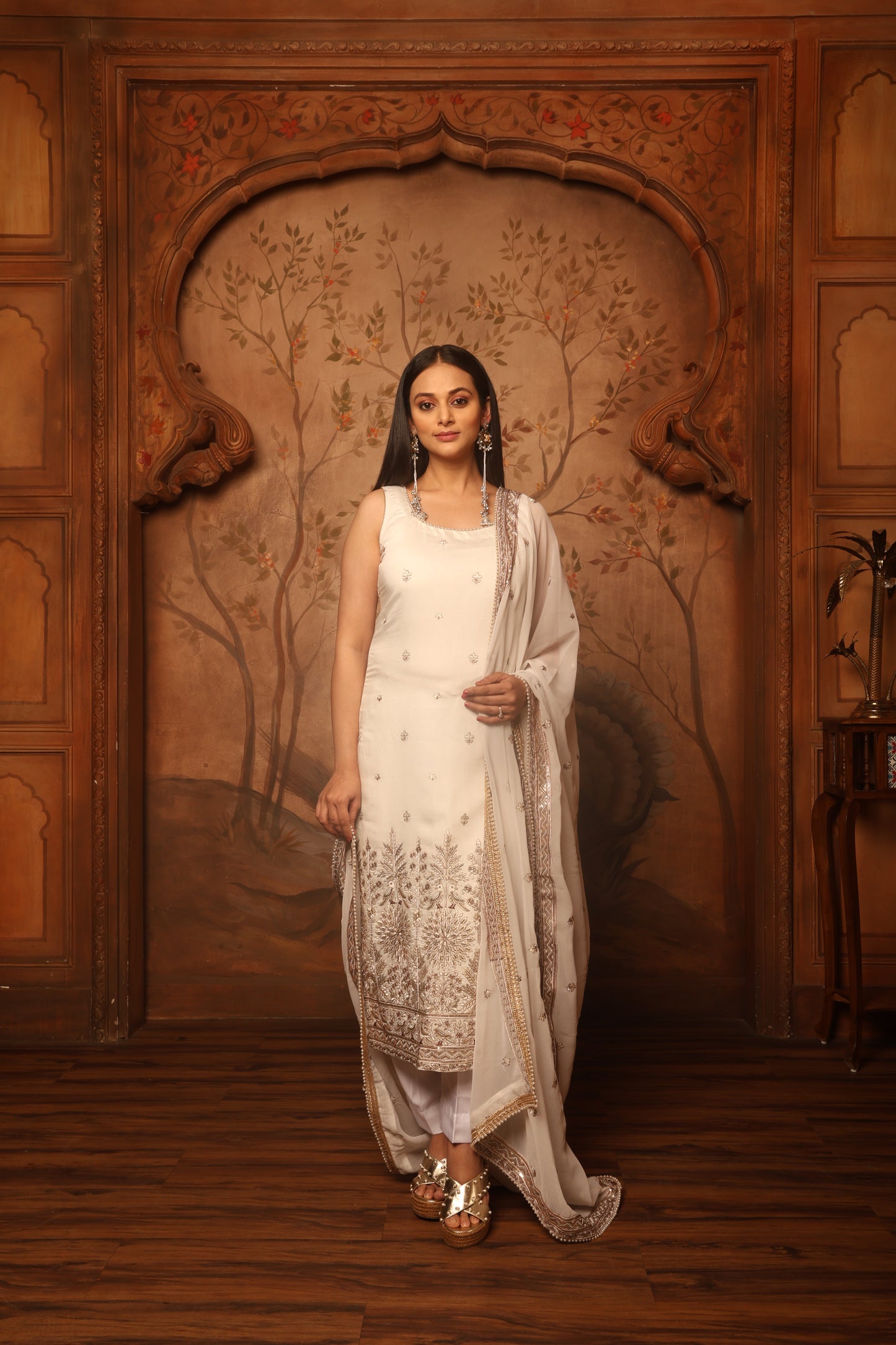 Zar Aafreen White Kurta Set