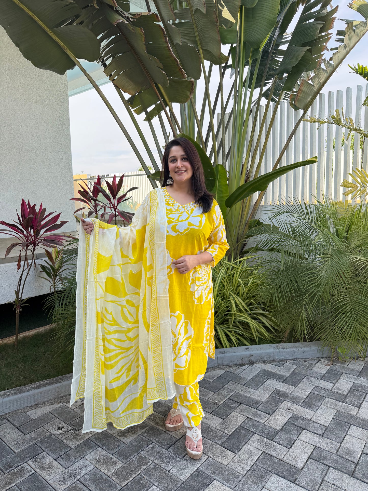 Bloom Aura Kurta Set