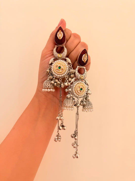 Noorvi Tassels Maroon Stone