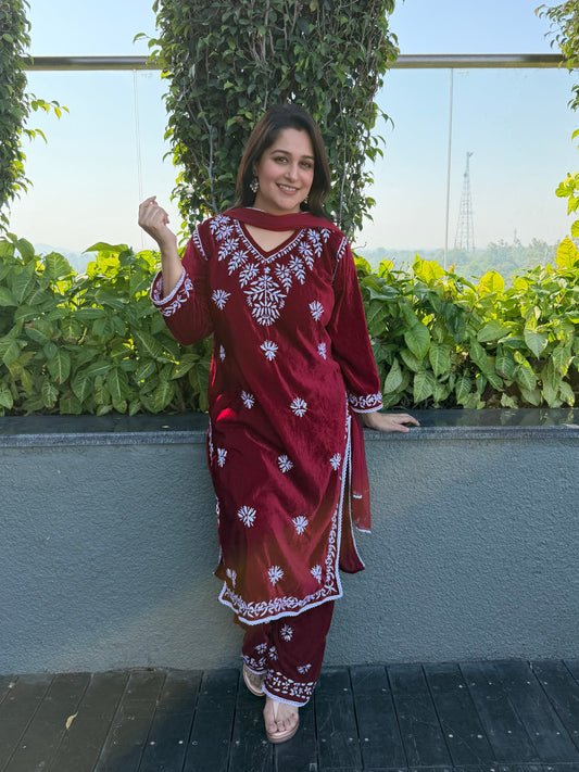 Makhmal Lucknowi Kurta Set Maroon